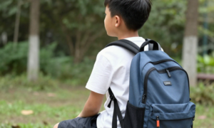 Habiletés sociales TDAH : Mon enfant a du mal à se faire des amis. Comprendre les difficultés sociales liées au TDAH et au TSA